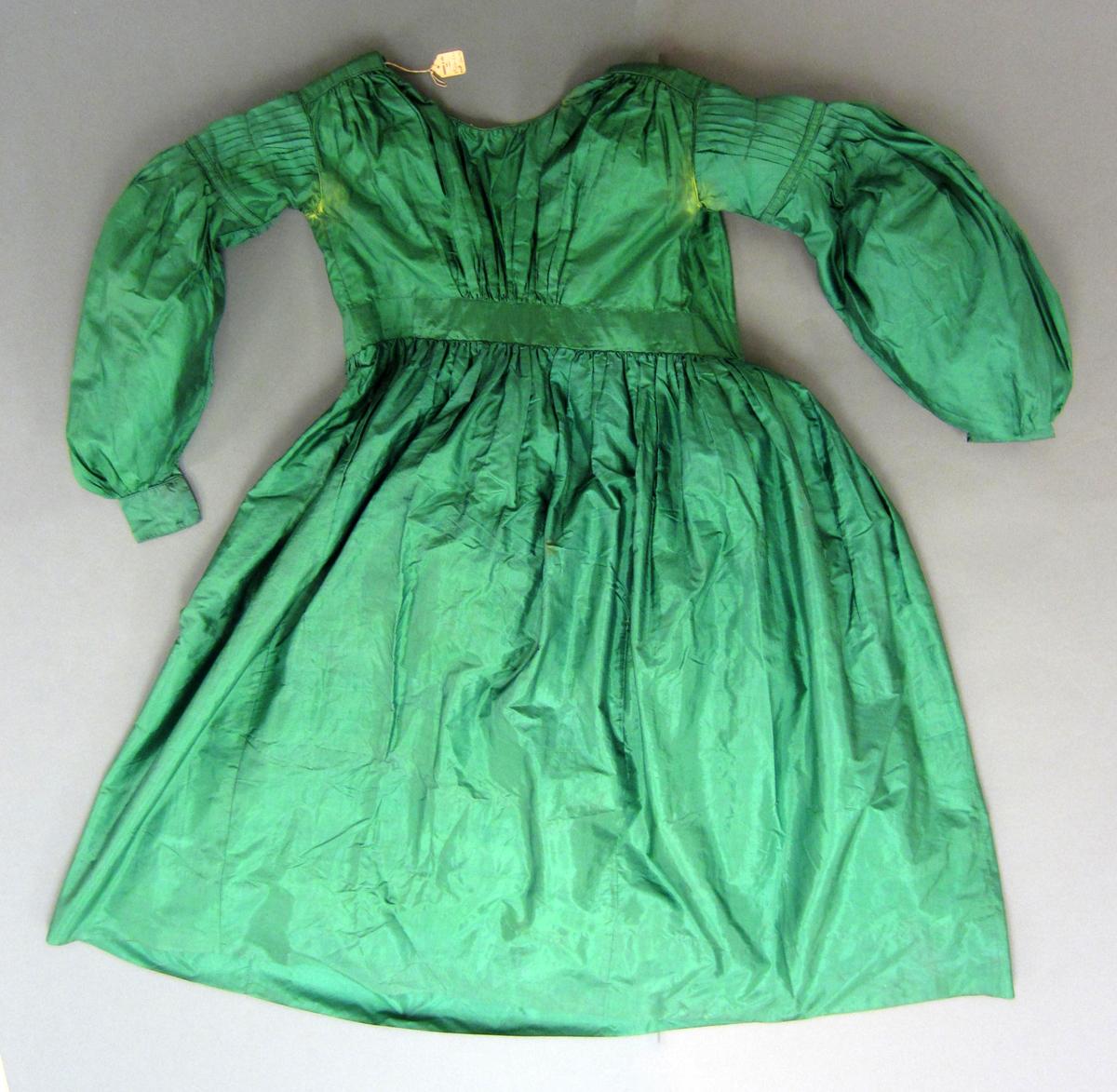 1969.0943 Dress, View 1
