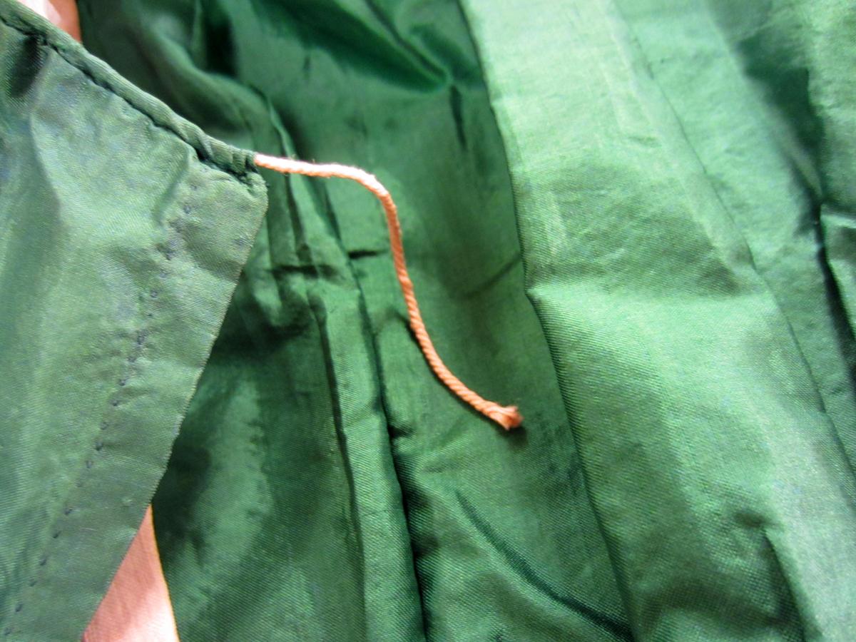 1969.0943 Dress, Drawstring