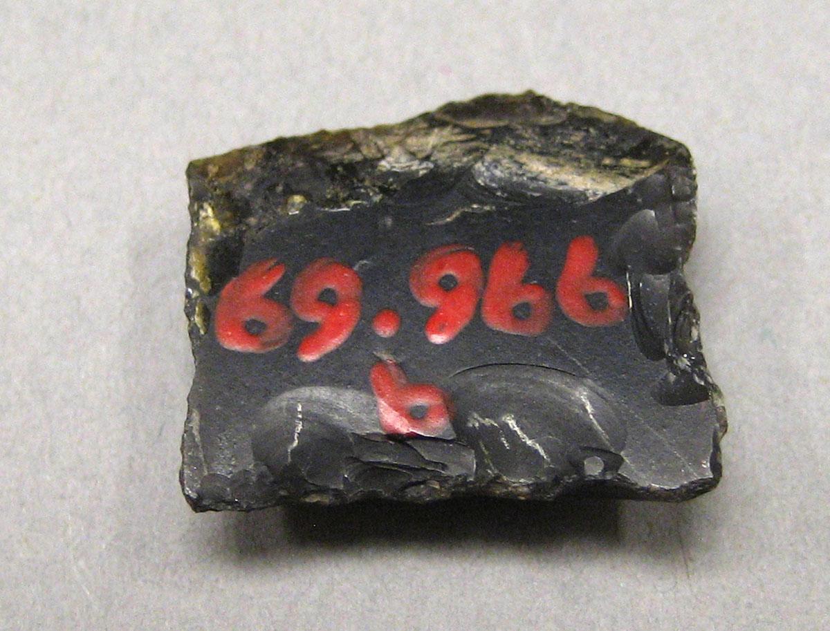 1969.0966 B Flint Rock underside