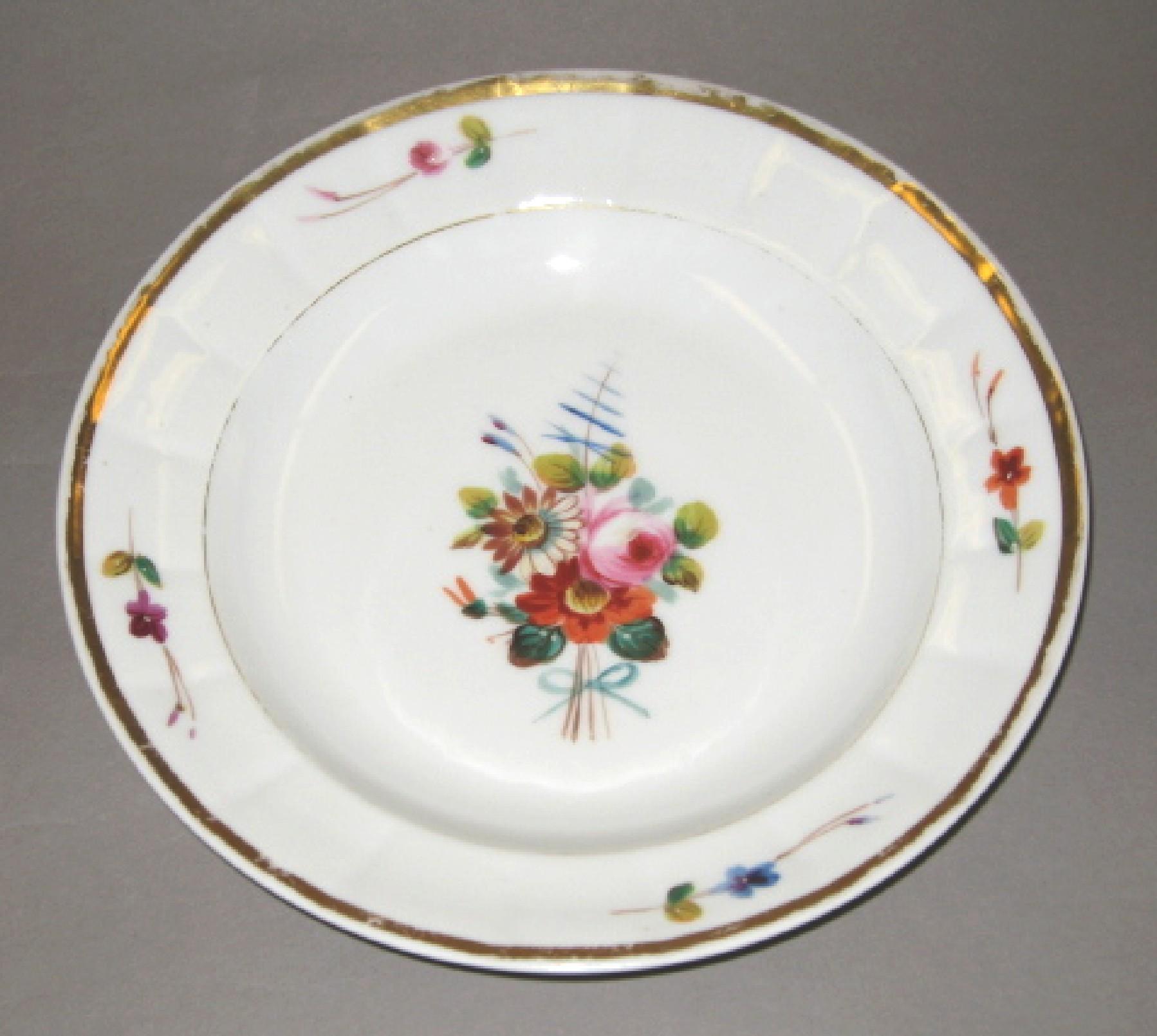 1969.0971.003 French porcelain soup plate