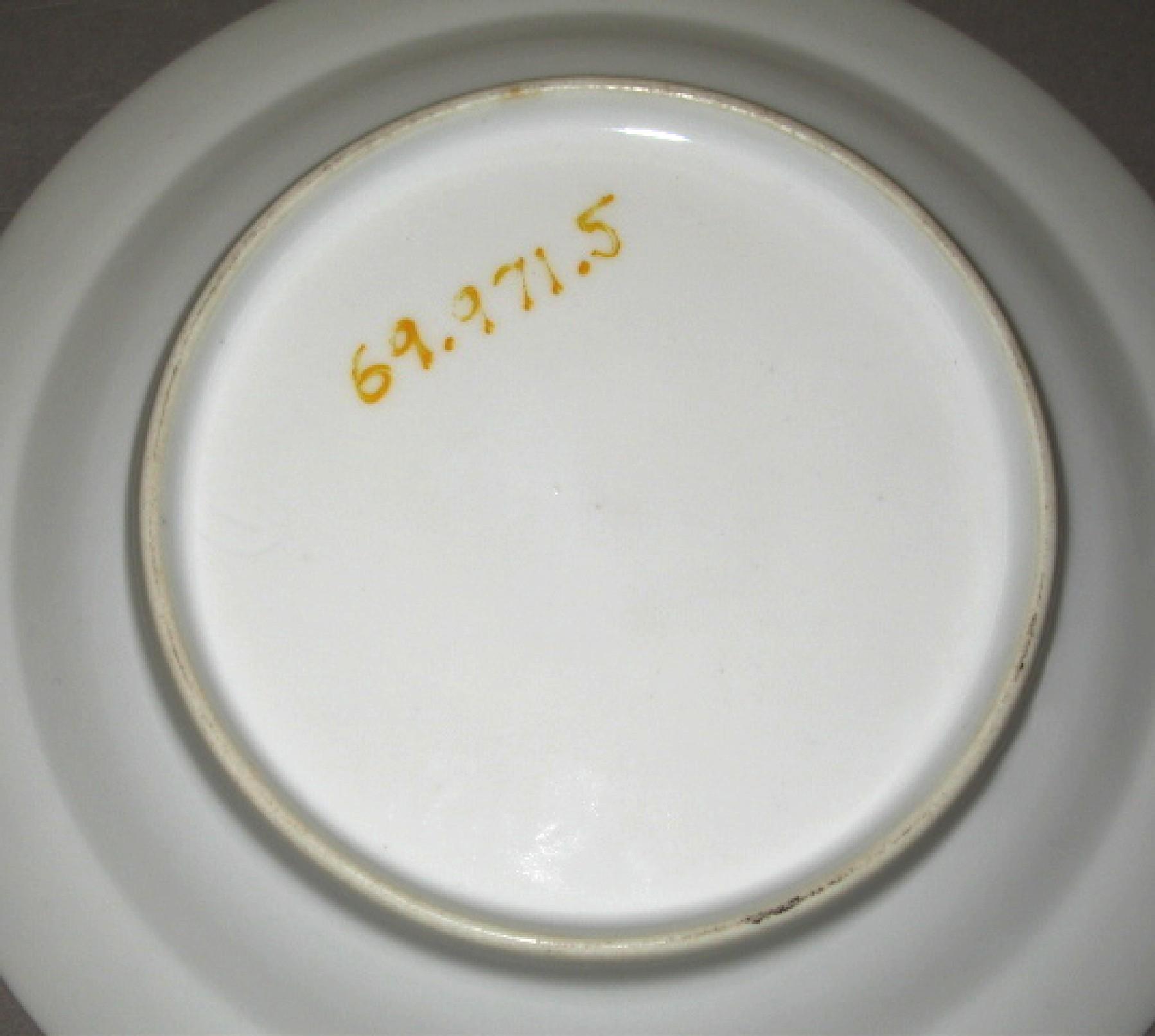 1969.0971.005 French porcelain soup plate (underside)