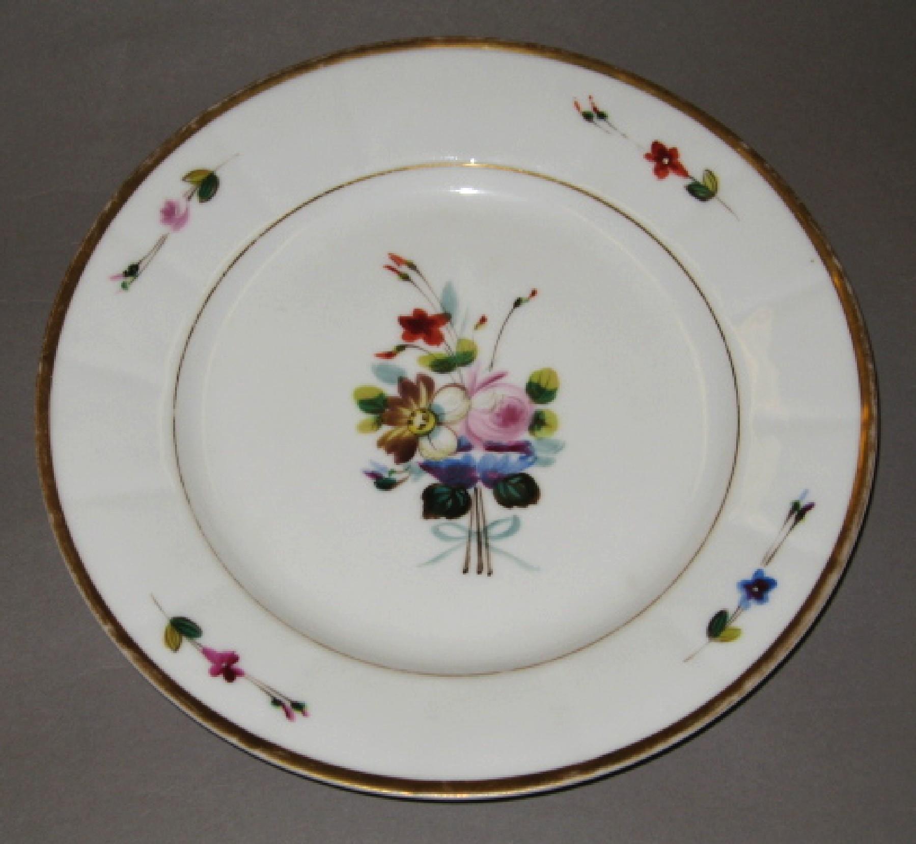 1969.0971.031 French porcelain plate