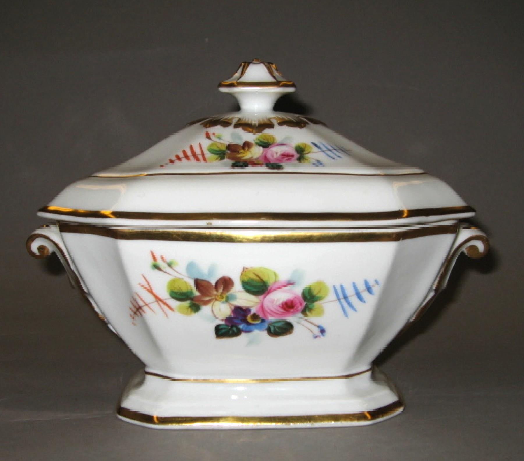 1969.0971.078 A, B French porcelain tureen