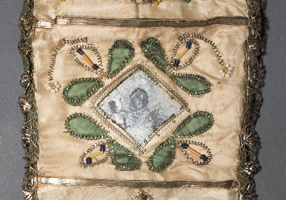 1969.1080 Sewing Roll, Detail 2