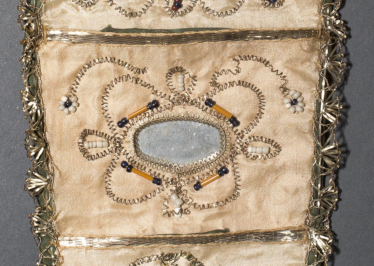 1969.1080 Sewing Roll, Detail 4