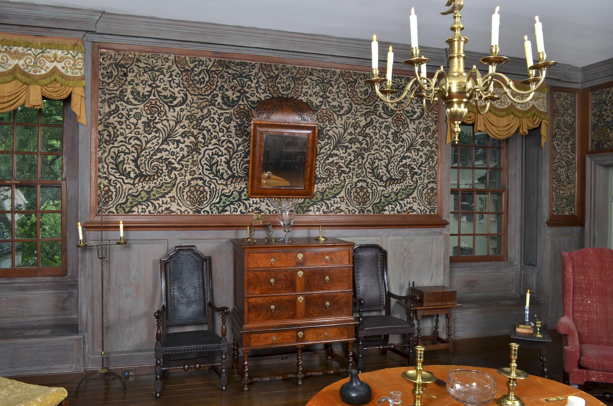1969.1087.001 Wall covering, view 2, Flock Room 2013