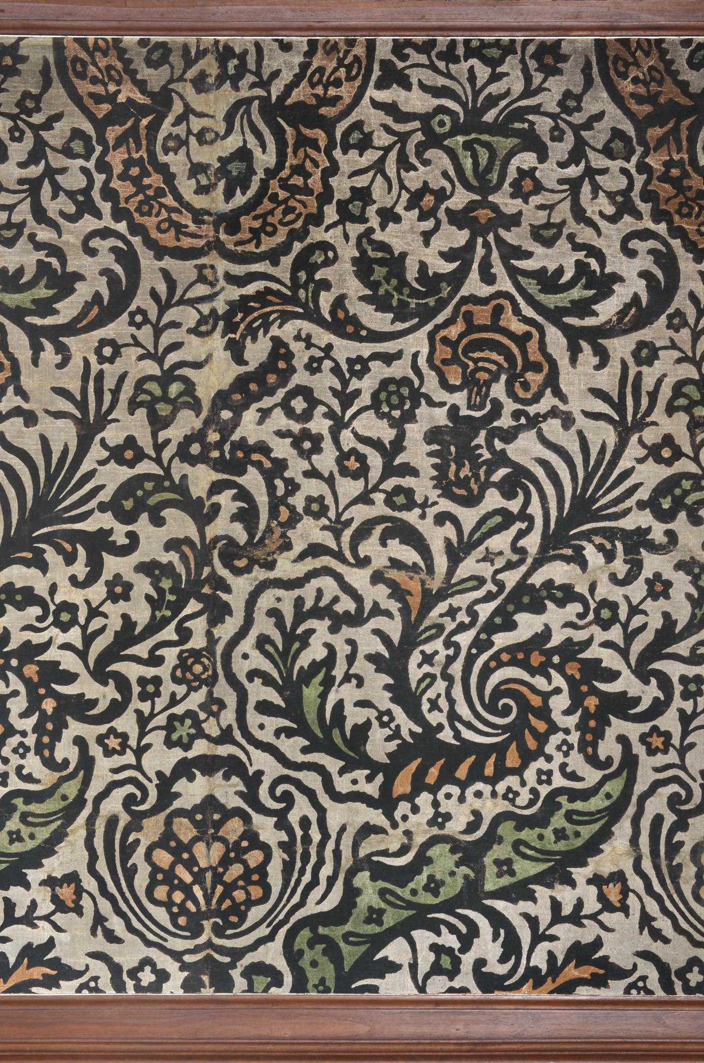 1969.1087.001 Wall covering, detail 6, Flock Room 2013