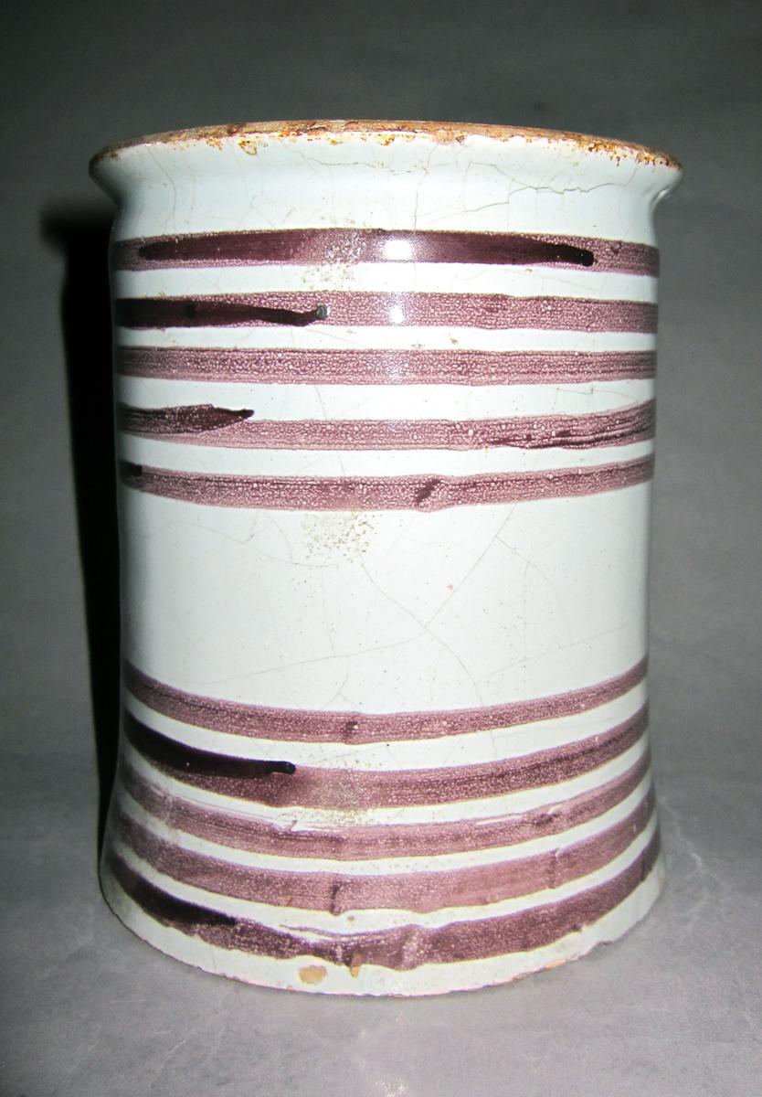 1957.0028.002 Delft jar