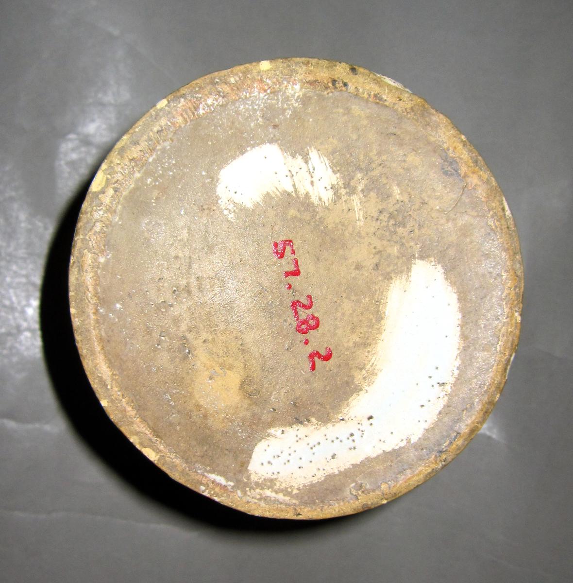1957.0028.002 Delft jar underside