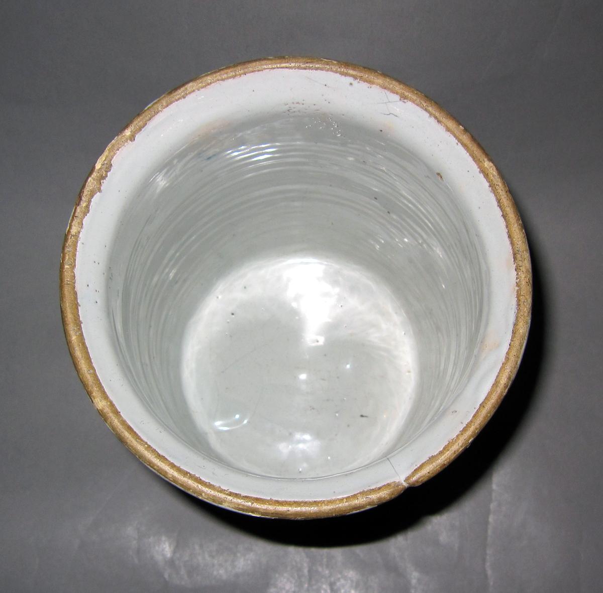 1957.0028.003 Delft jar top