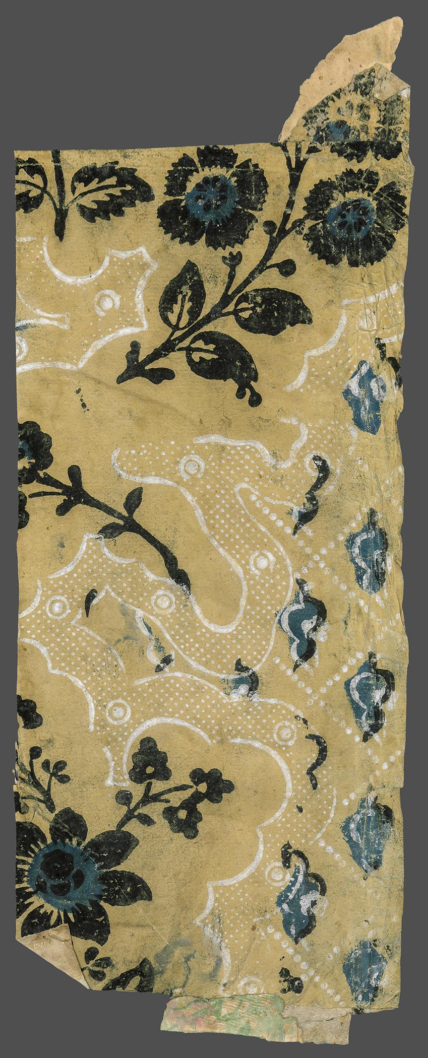 1969.1100.003 L Wall covering, view 1