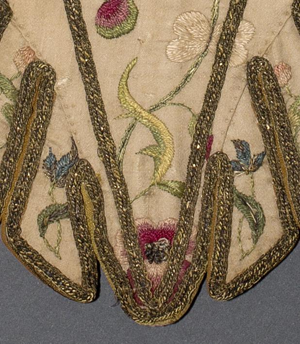 1969.1119 Stomacher, Detail 12