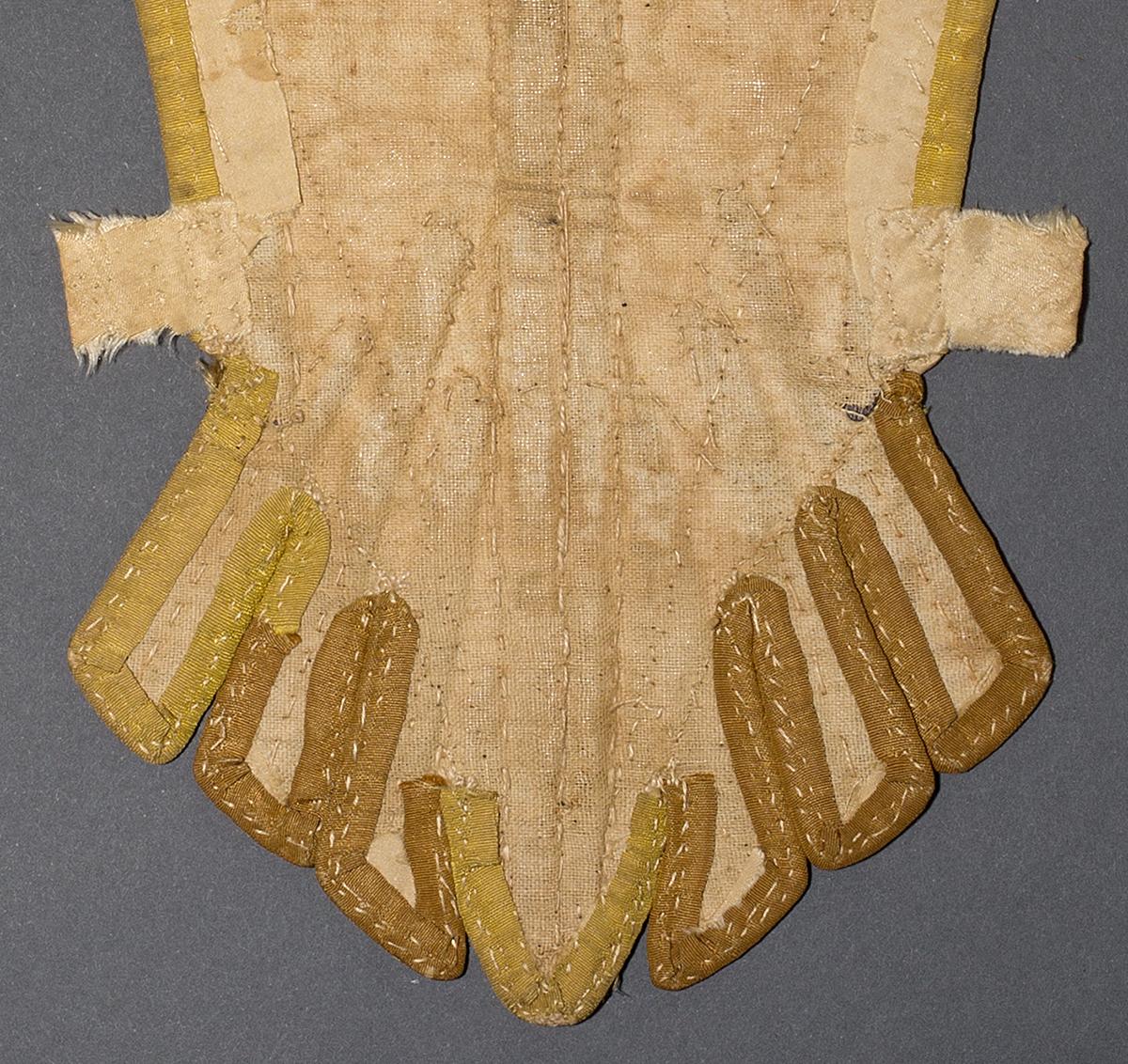 1969.1119 Stomacher, Verso Detail 2