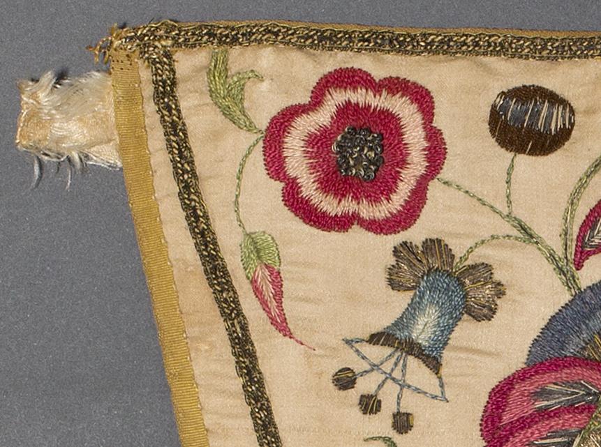 1969.1119 Stomacher, Detail 4