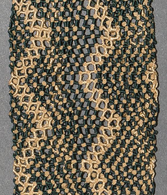 1969.1135 Purse, Detail 2