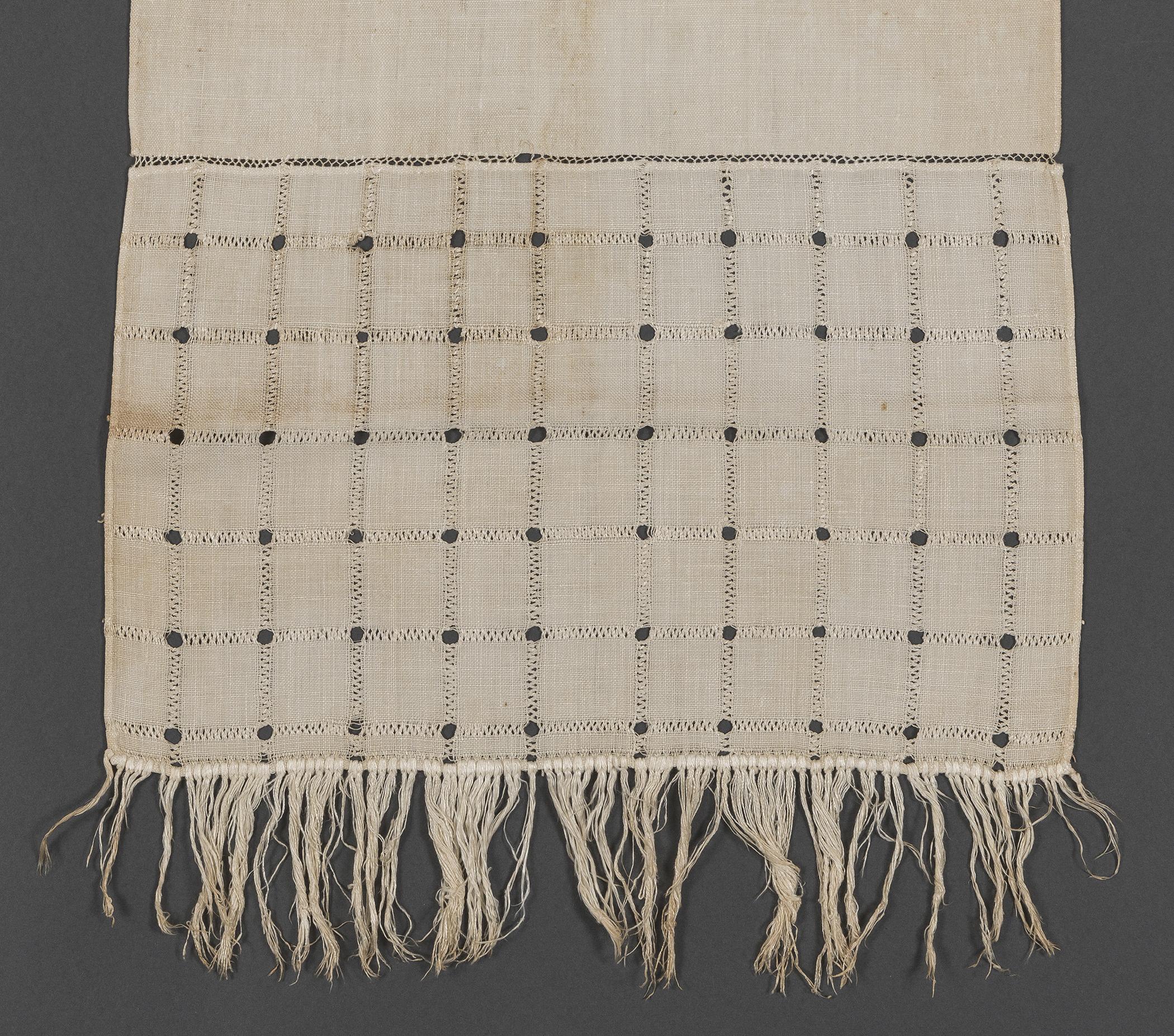 1969.1143 Towel, detail 3