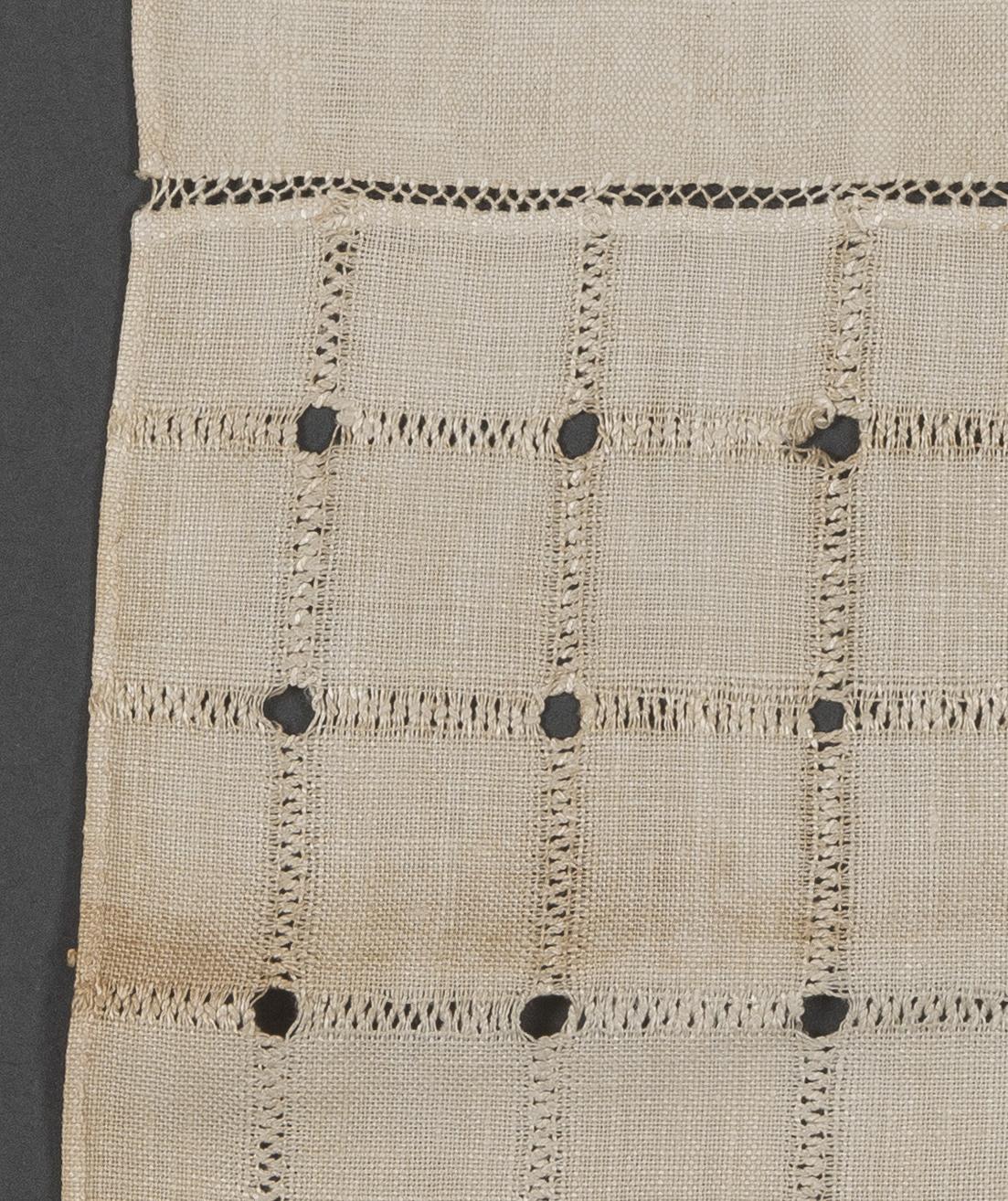 1969.1143 Towel, detail 4