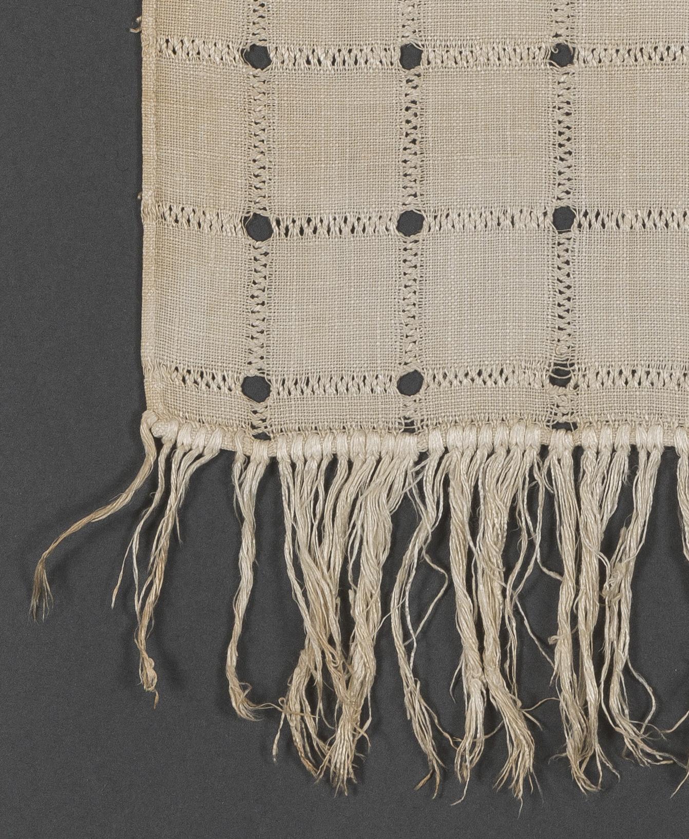 1969.1143 Towel, detail 5