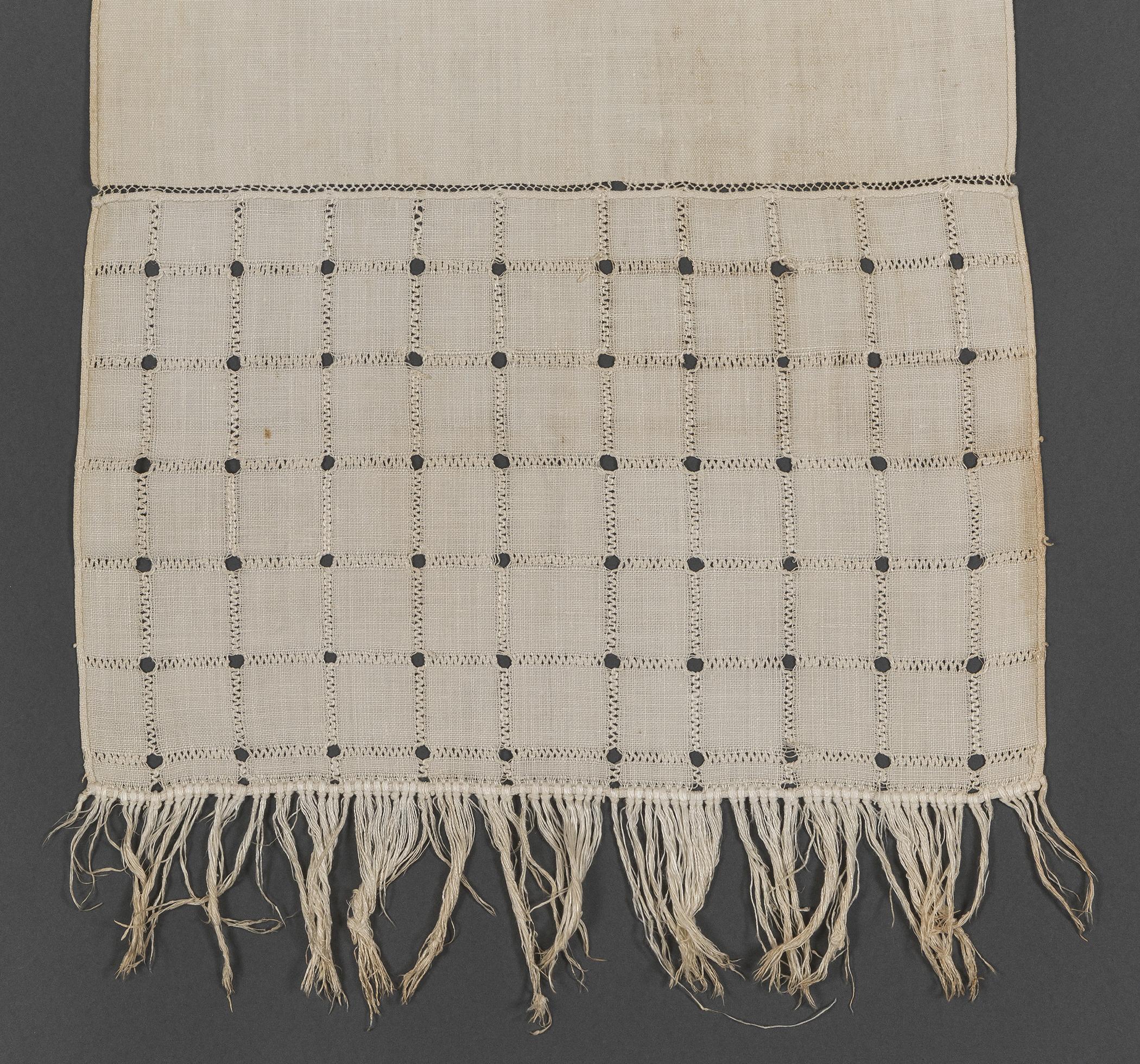 1969.1143 Towel, reverse, detail 3