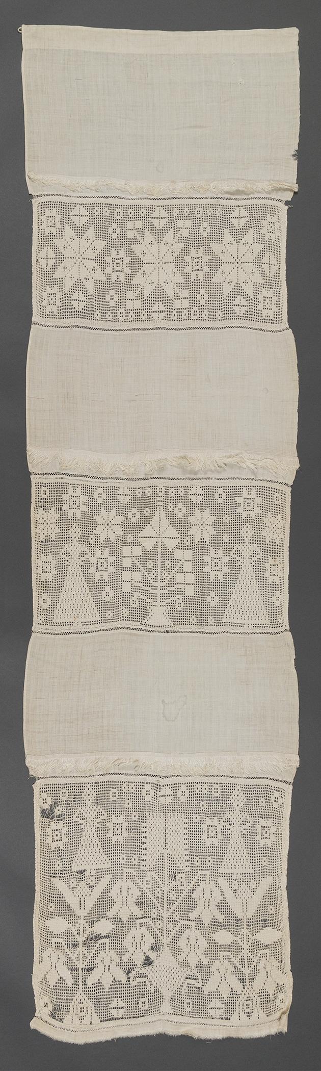 1969.1153 Towel, view 1