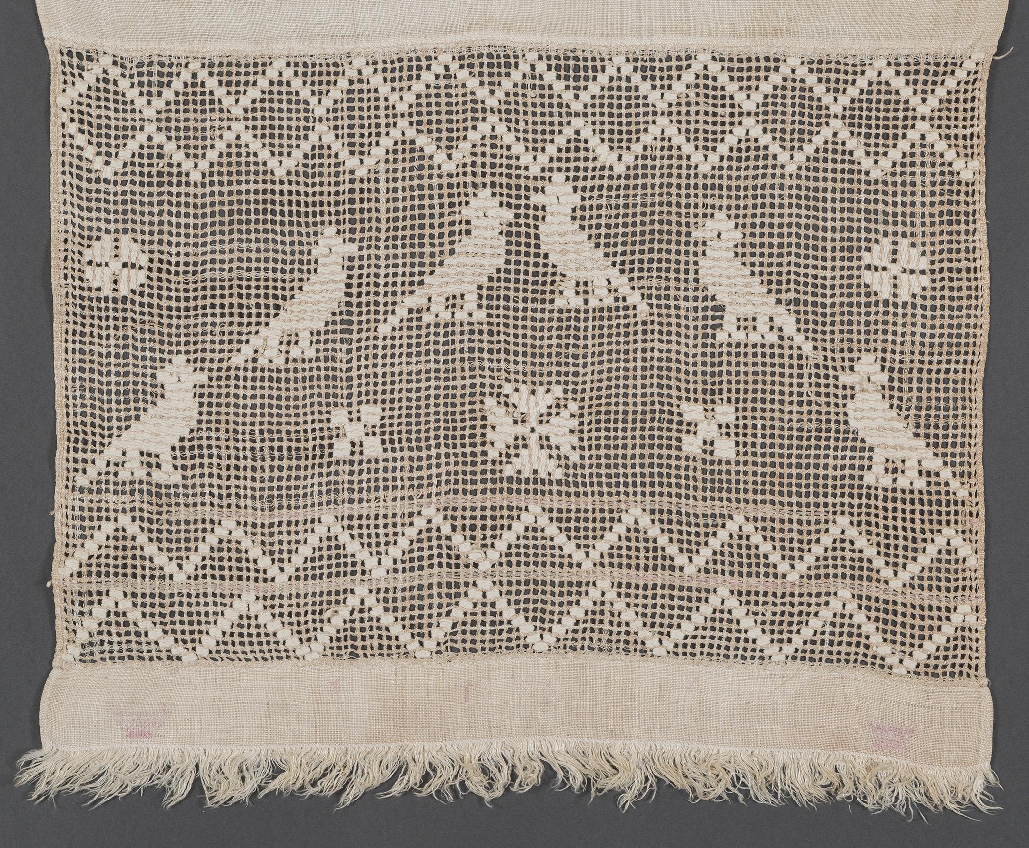 1969.1155 Towel, detail 12