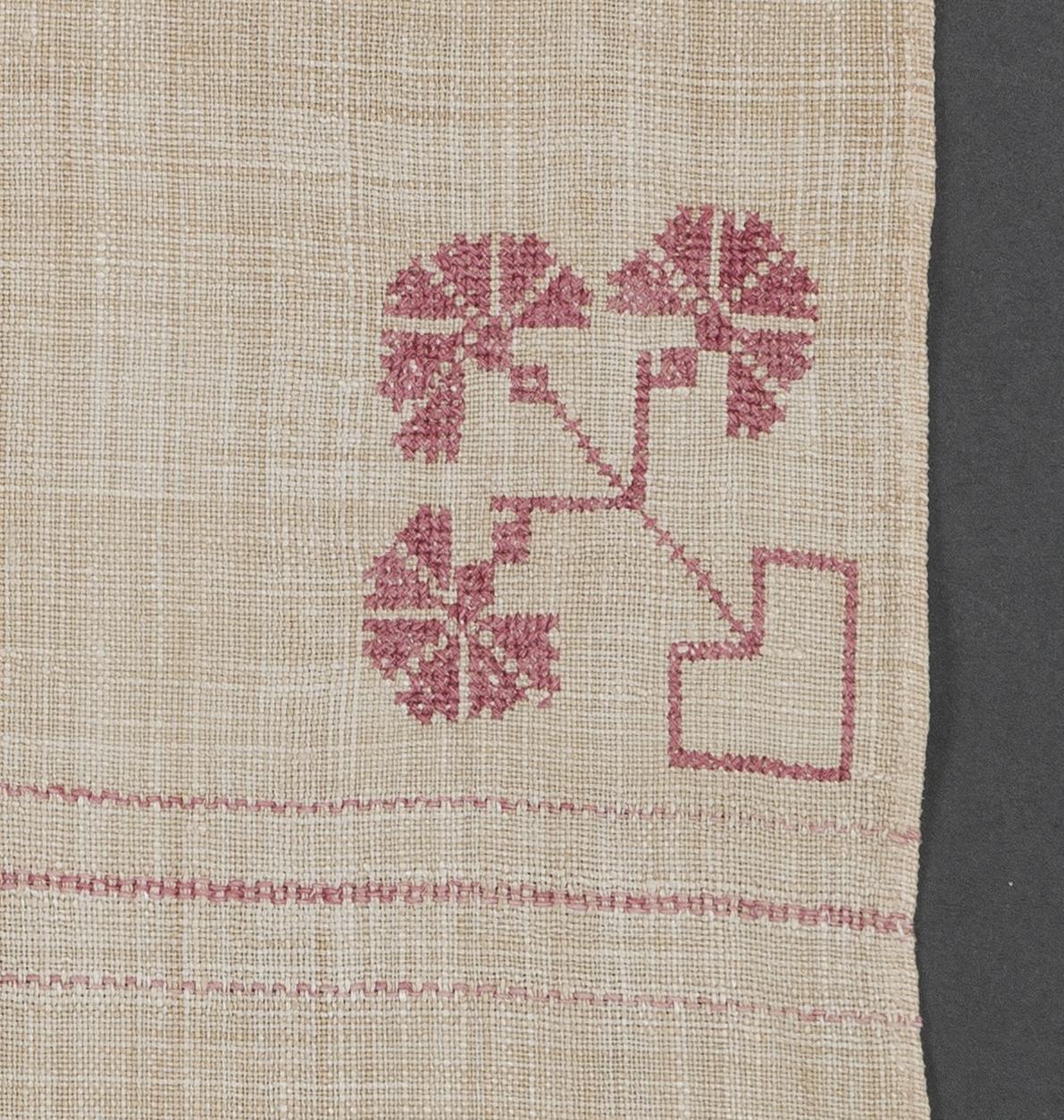 1969.1159 Towel, detail 12