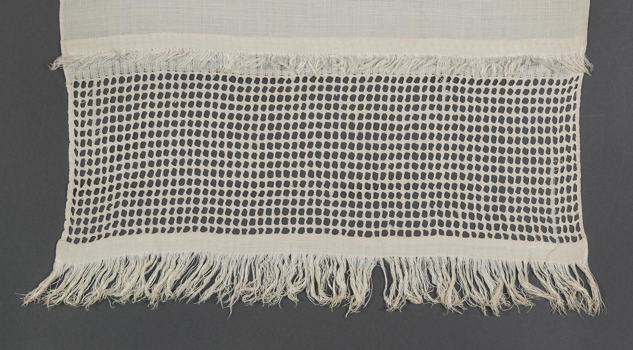 1969.1160 Towel, detail 9