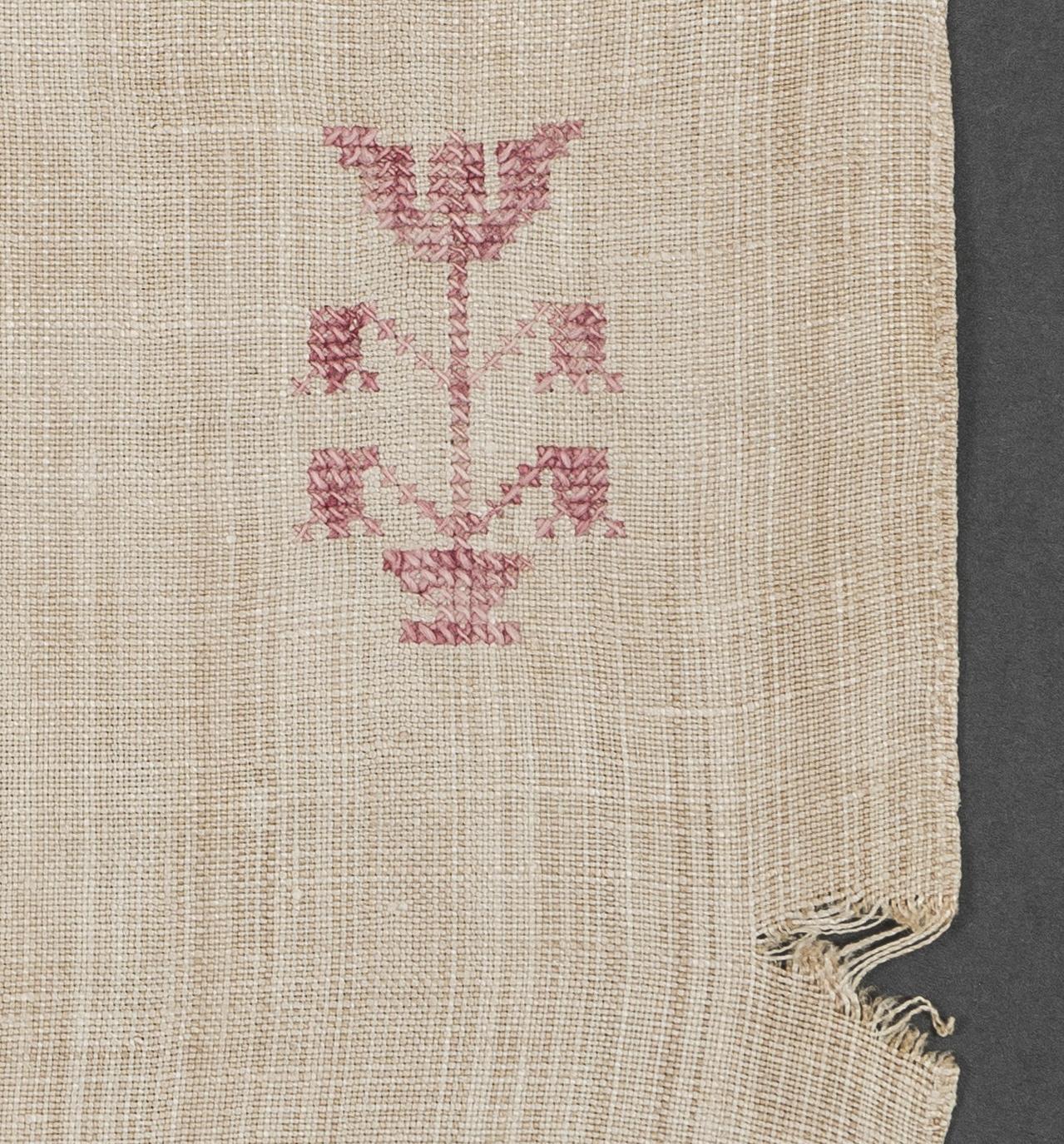 1969.1165 Towel, detail 9