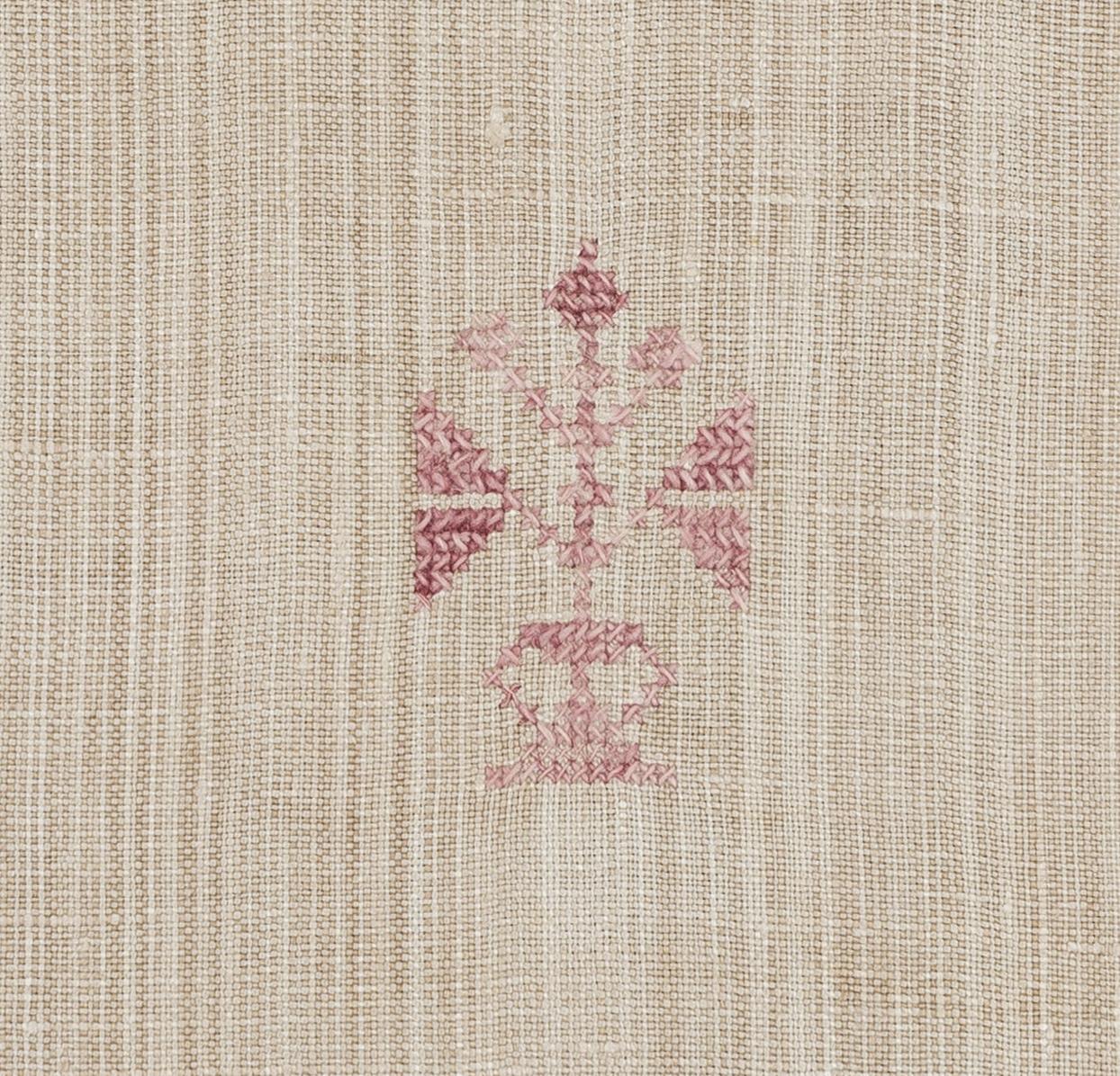 1969.1165 Towel, detail 12