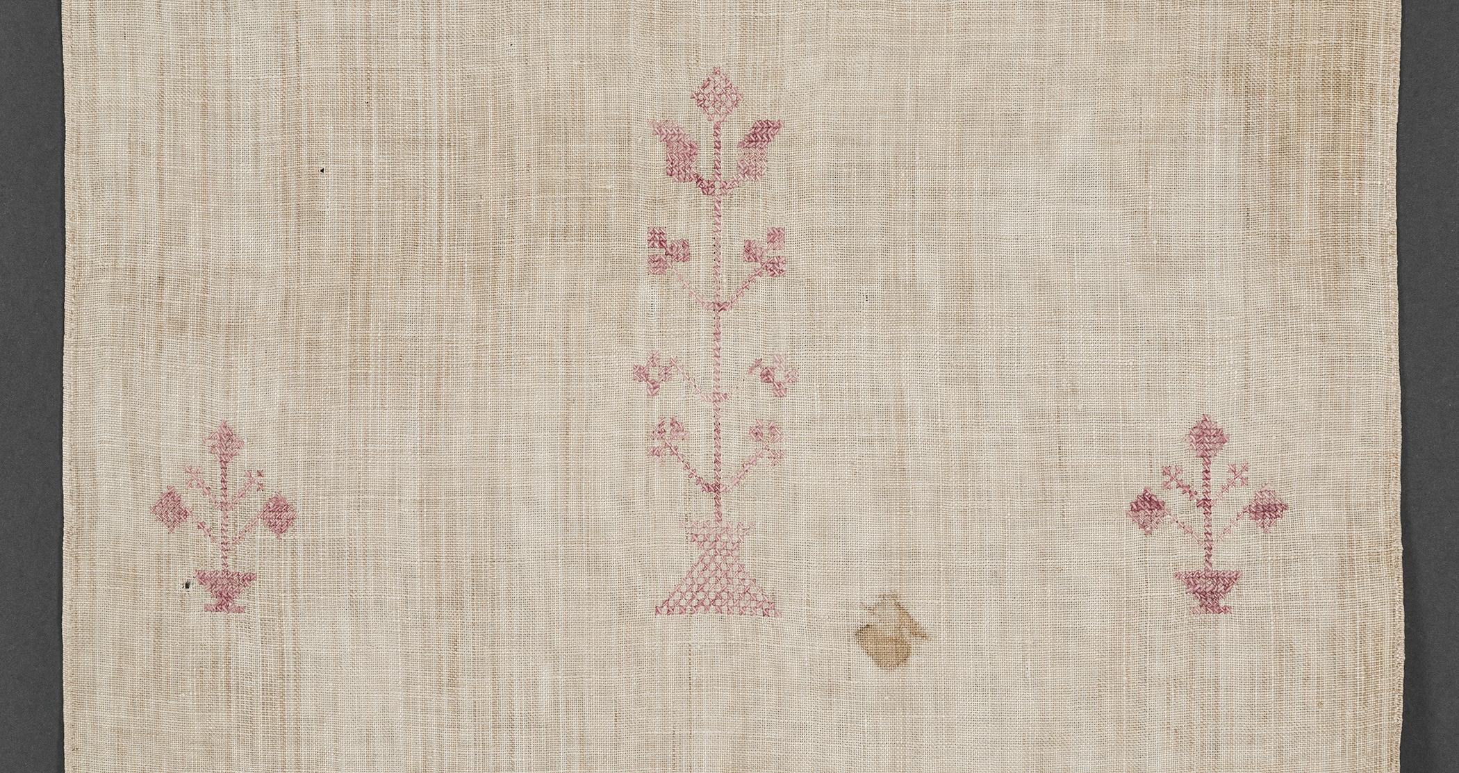 1969.1165 Towel, detail 14