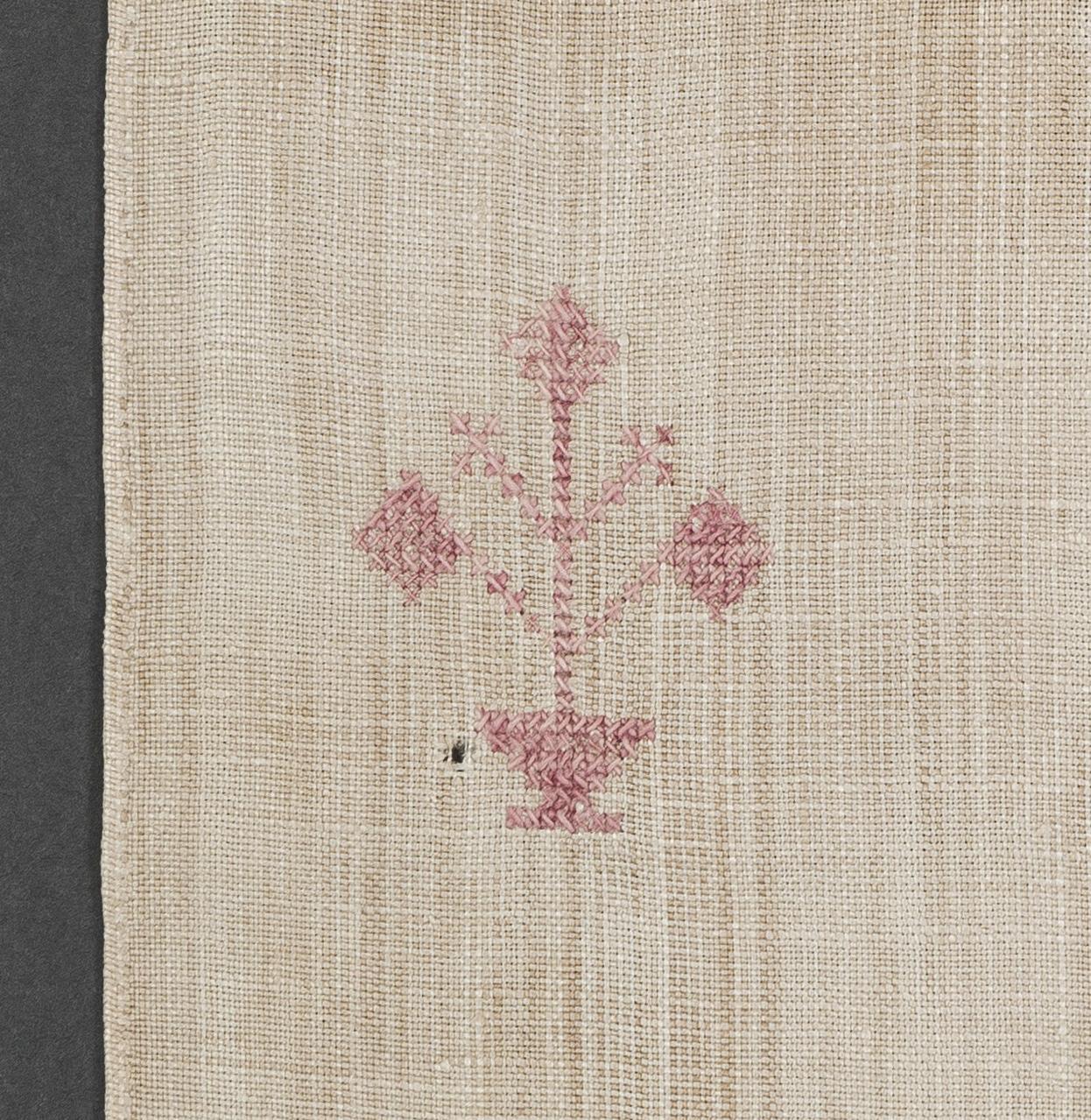 1969.1165 Towel, detail 15