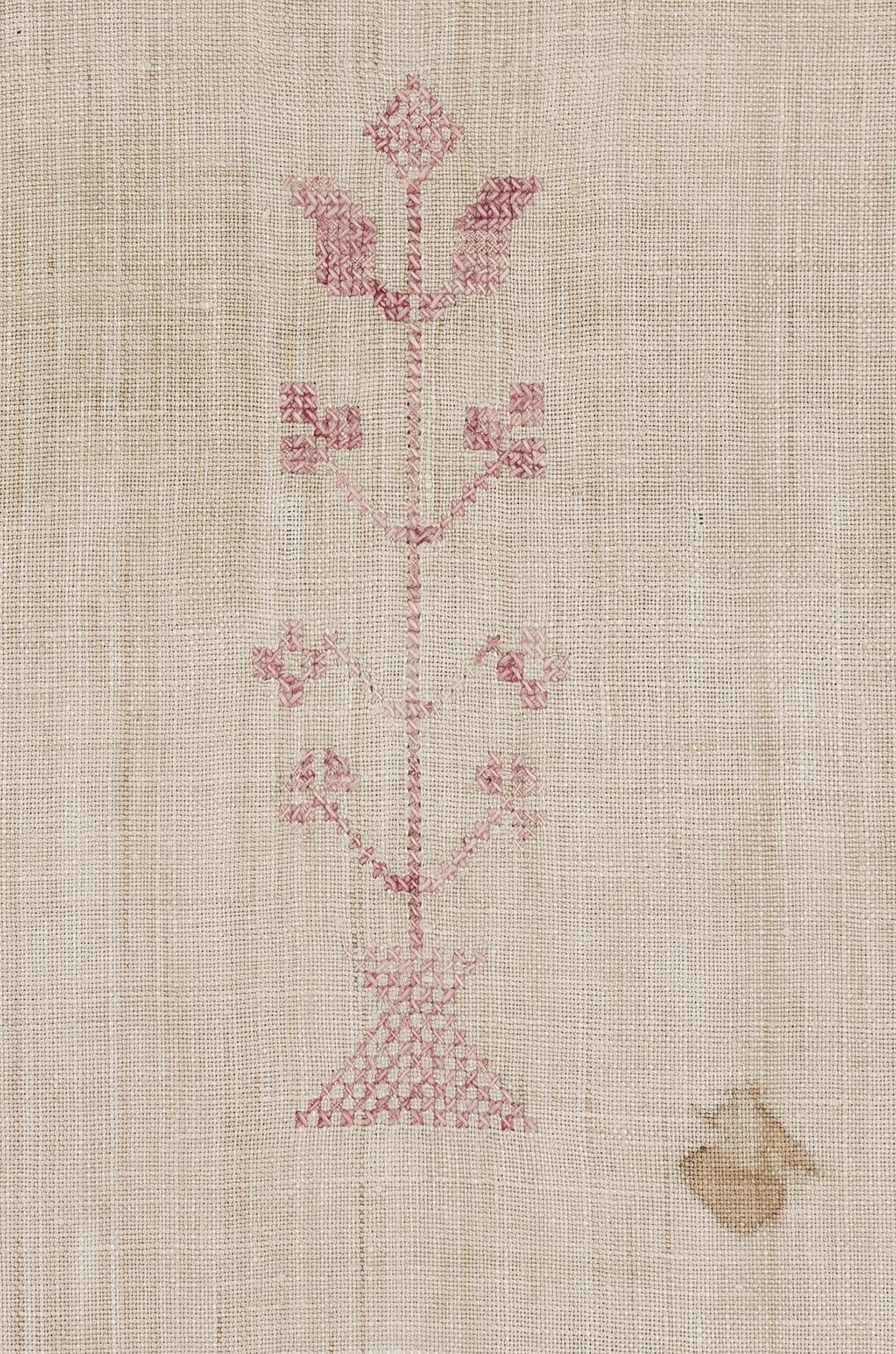 1969.1165 Towel, detail 16