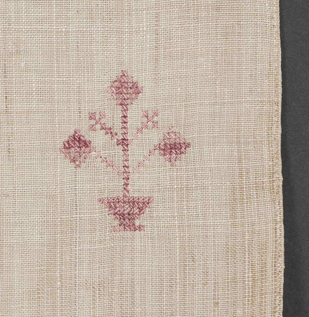 1969.1165 Towel, detail 17