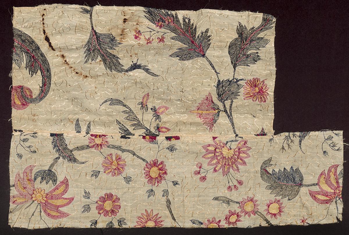 1969.1245 A Textile Fragment, Verso