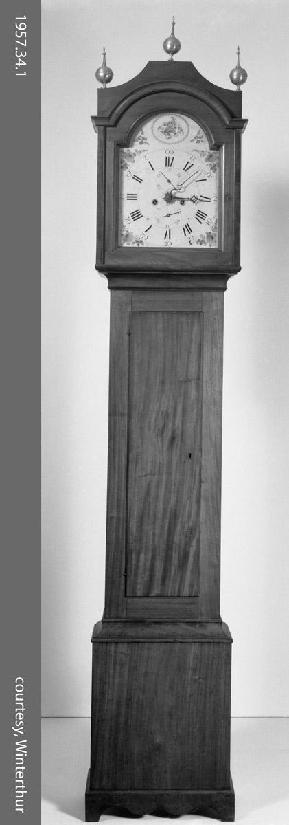 1957.0034.001 Clock, Tall clock (bw)