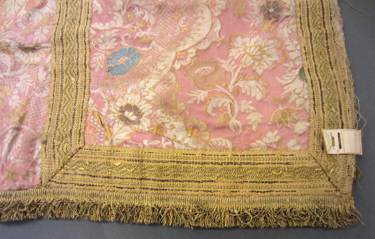 1969.1276 Cope, Trim 4