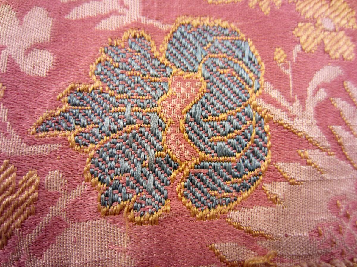 1969.1276 Cope, Detail 4