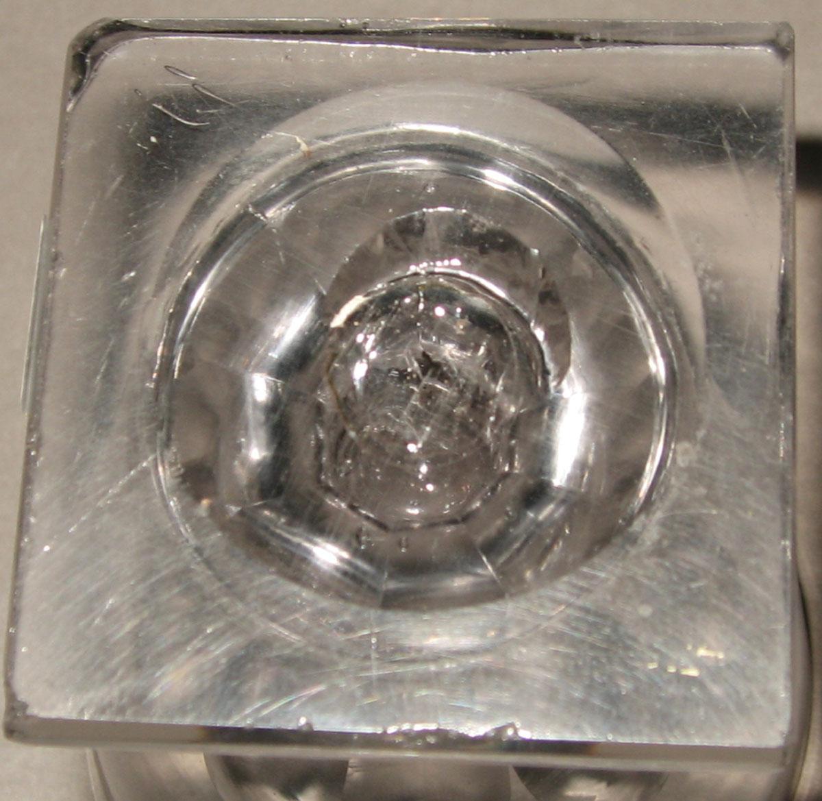 1969.1333 Glass rummer (underside)