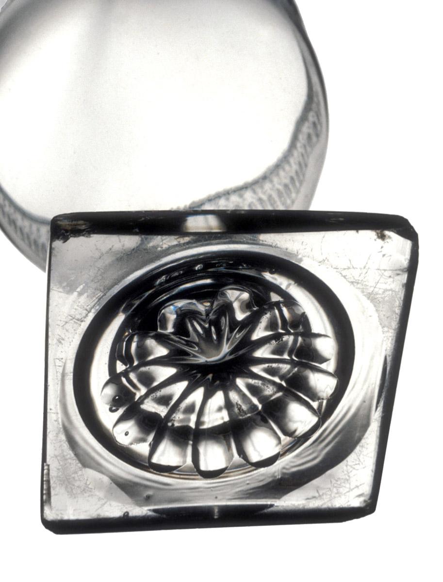1969.1338 Glass (for Drinking), detail