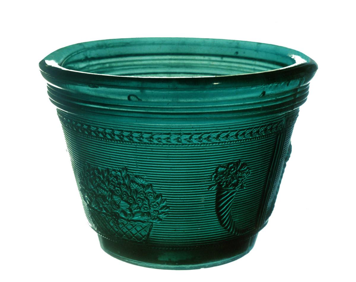 1969.1344 Flowerpot, view 2