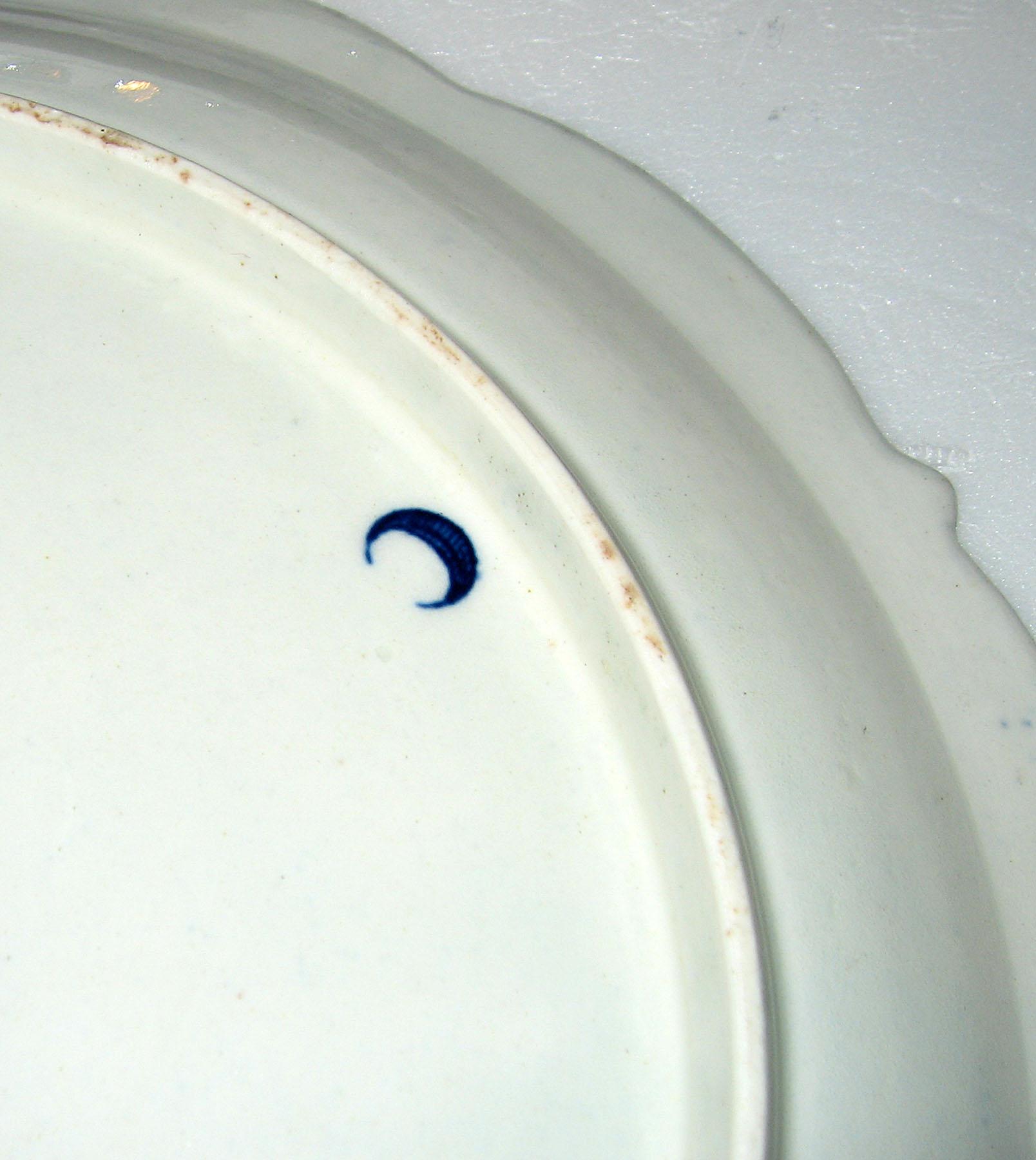 1969.1348 Cake plate (mark)