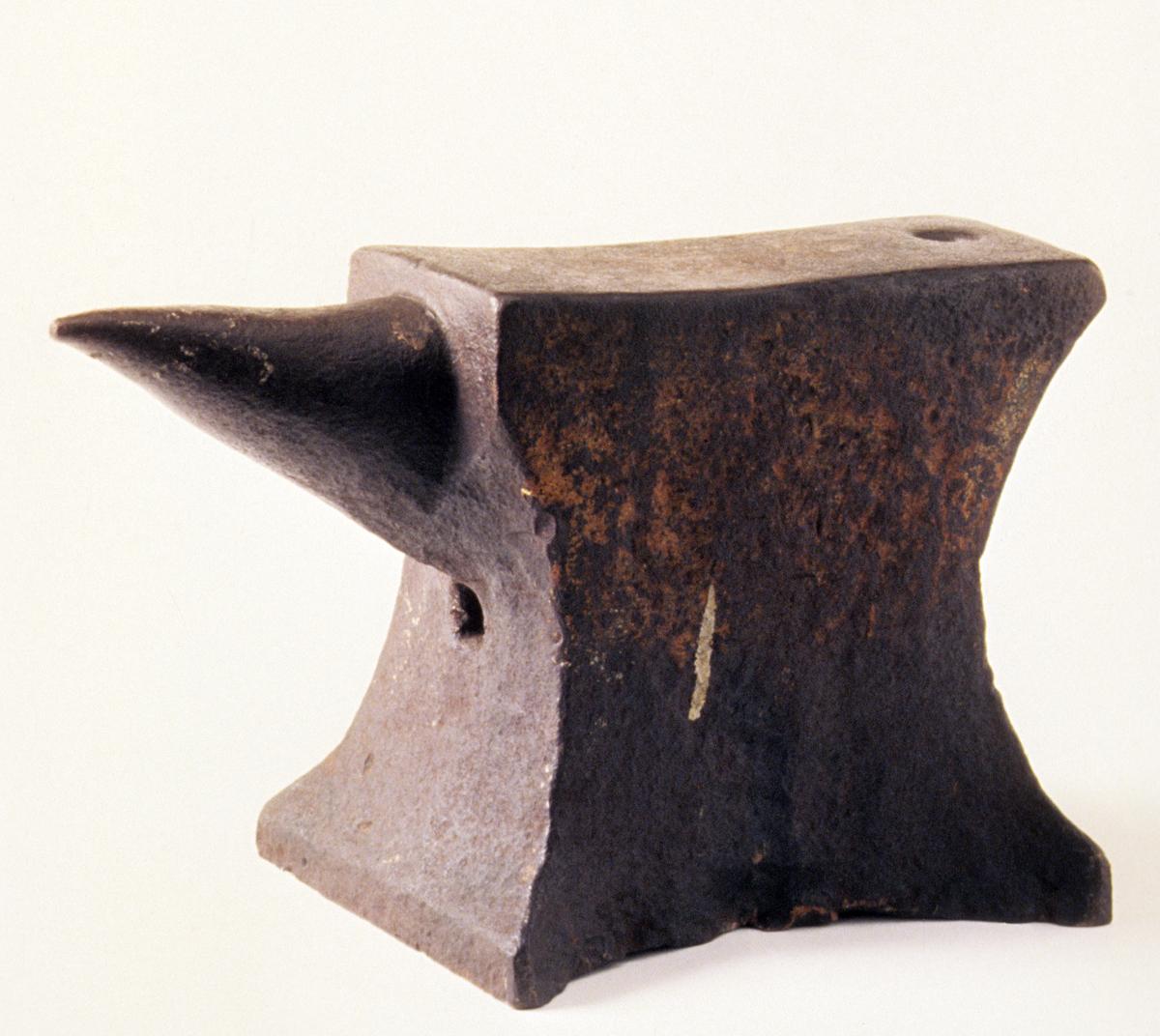 1957.0034.005 Anvil