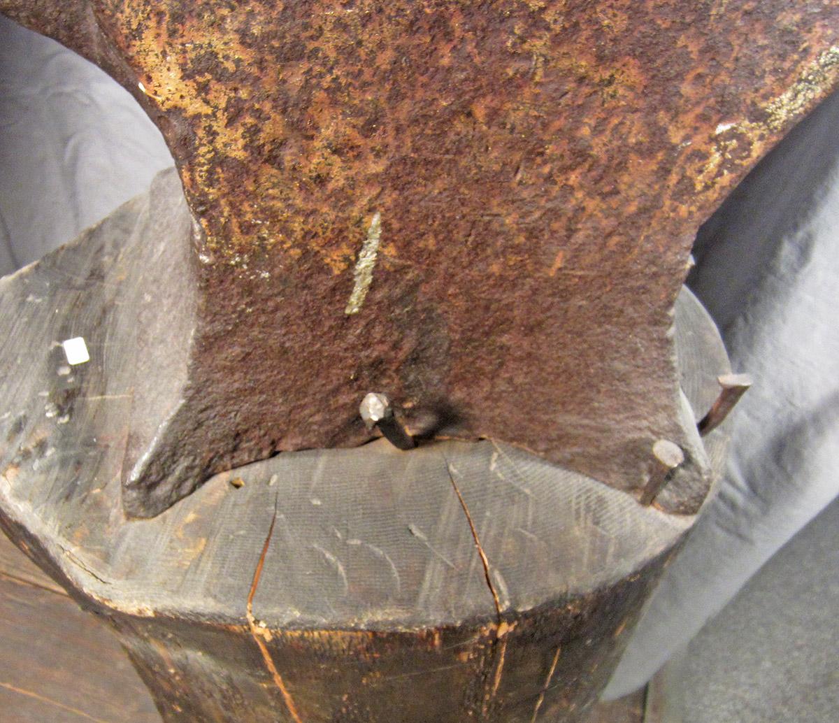 1957.0034.005 A, Anvil, anvil base