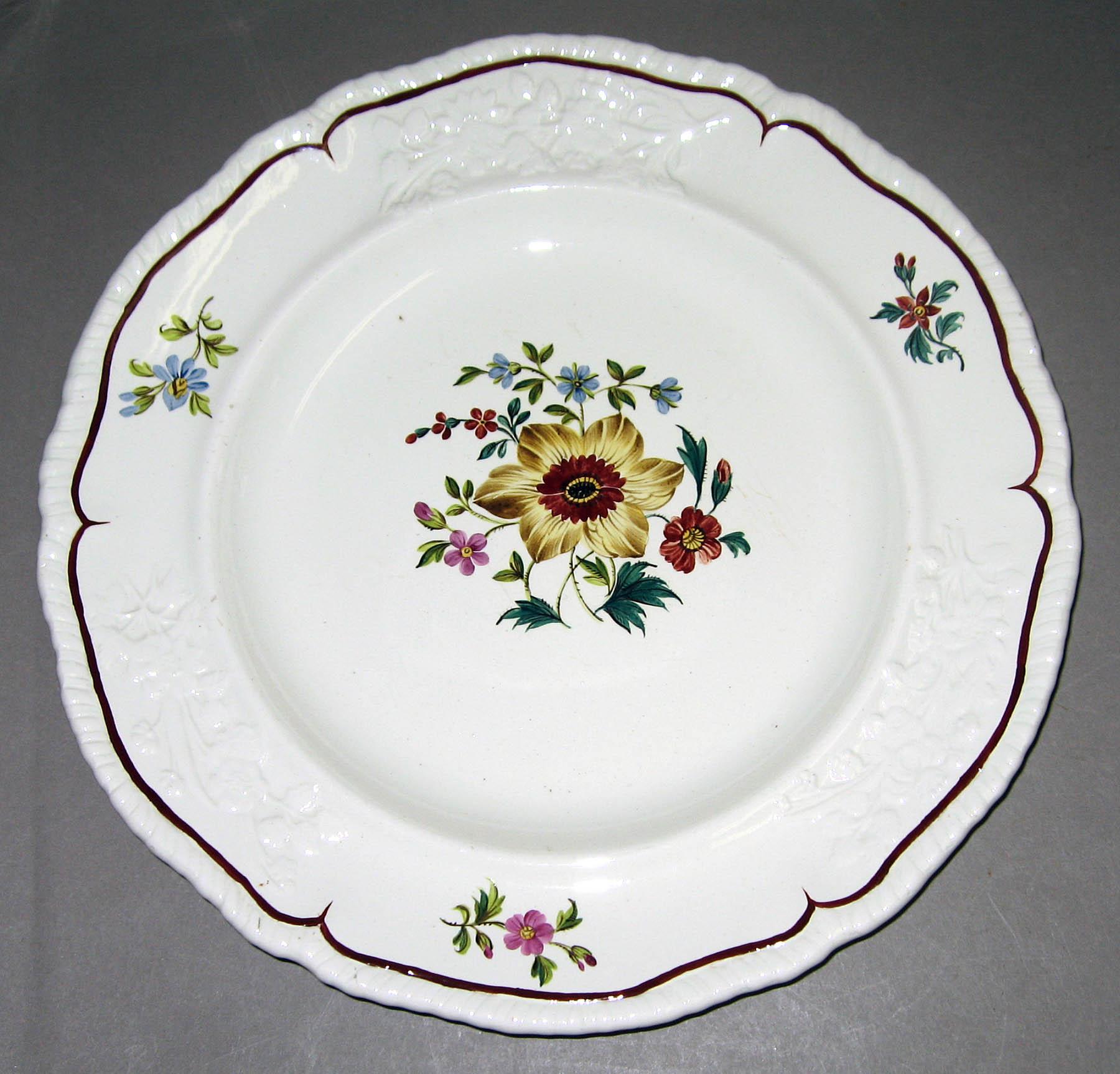 1969.1353 Gardner porcelain plate