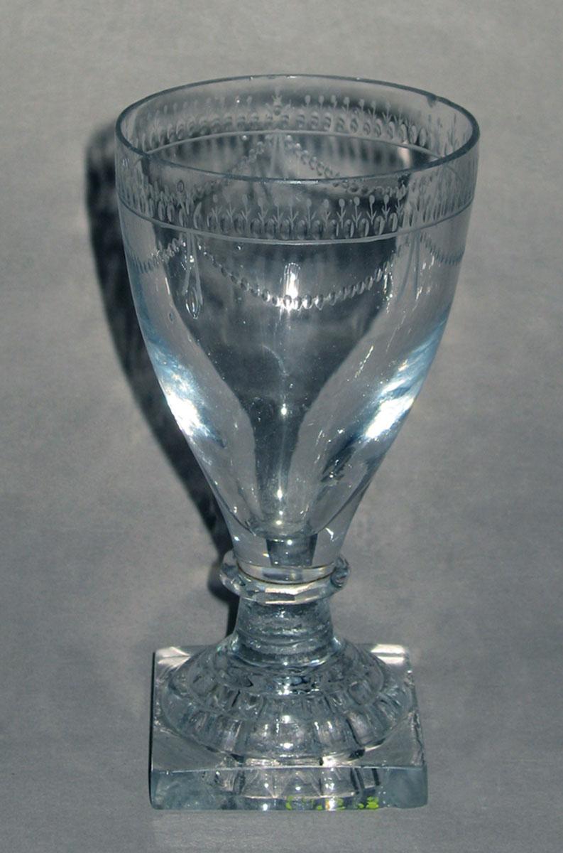 1969.1368 Glass rummer