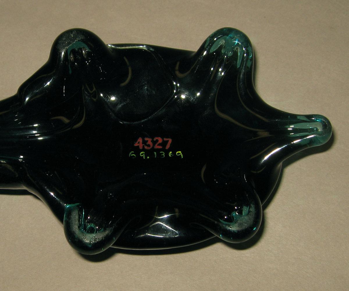 1969.1369 Glass turtle (underside)