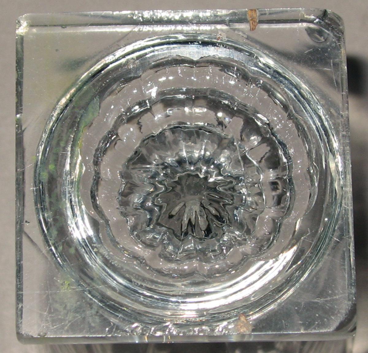 1969.1372 Nonlead glass wineglass (underside)