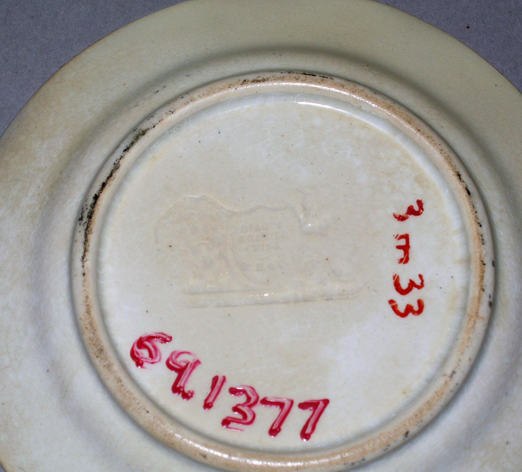 1969.1377 Earthenware plate (mark)