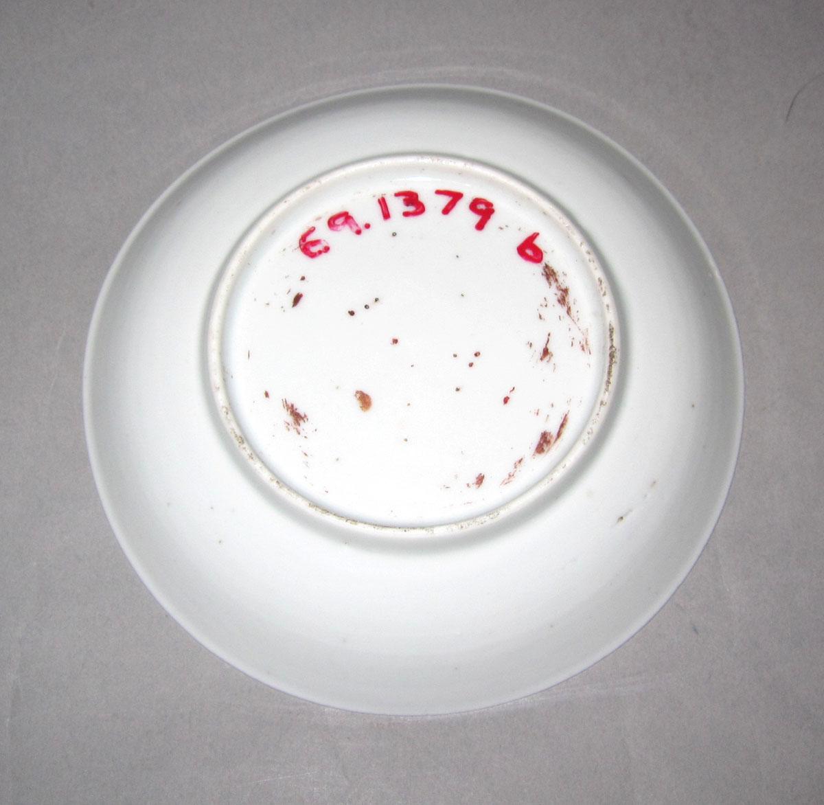 1969.1379 B Porcelain saucer underside