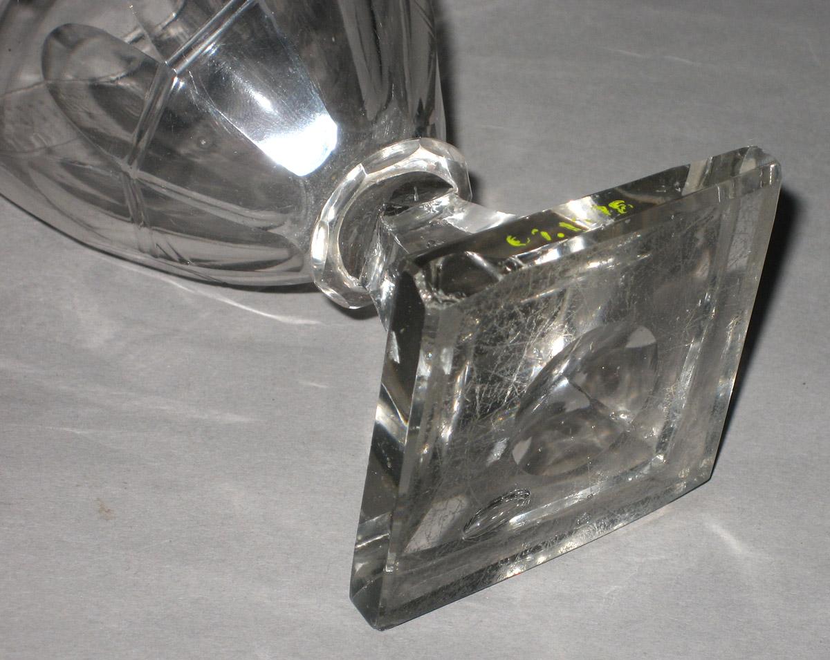 1969.1398 Glass rummer (bottom)